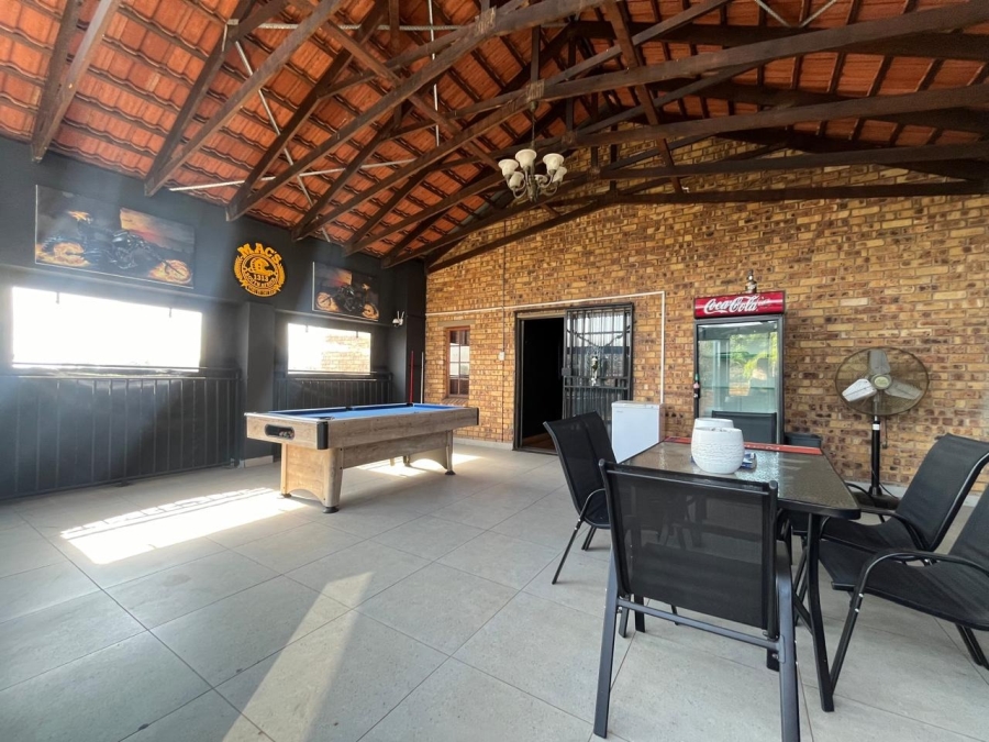4 Bedroom Property for Sale in Cashan North West